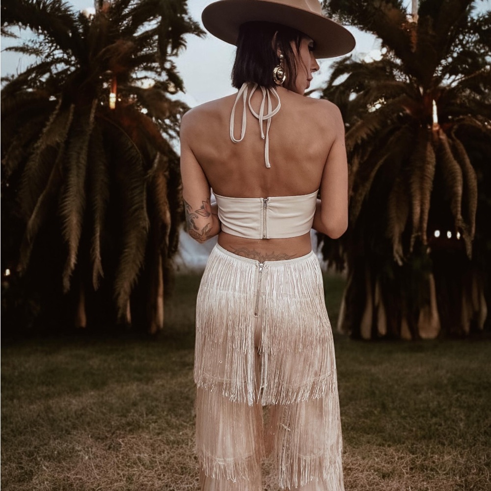 Chic Fringe Jumpsuit with Halter Neck - Picture 4 of 10